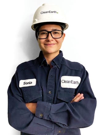 Clean-Earth-Women-Truck-Drivers-Sonia